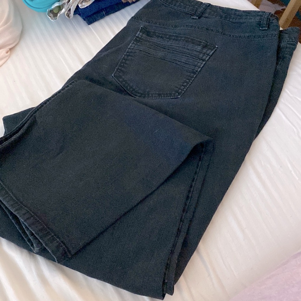 Washed black jean